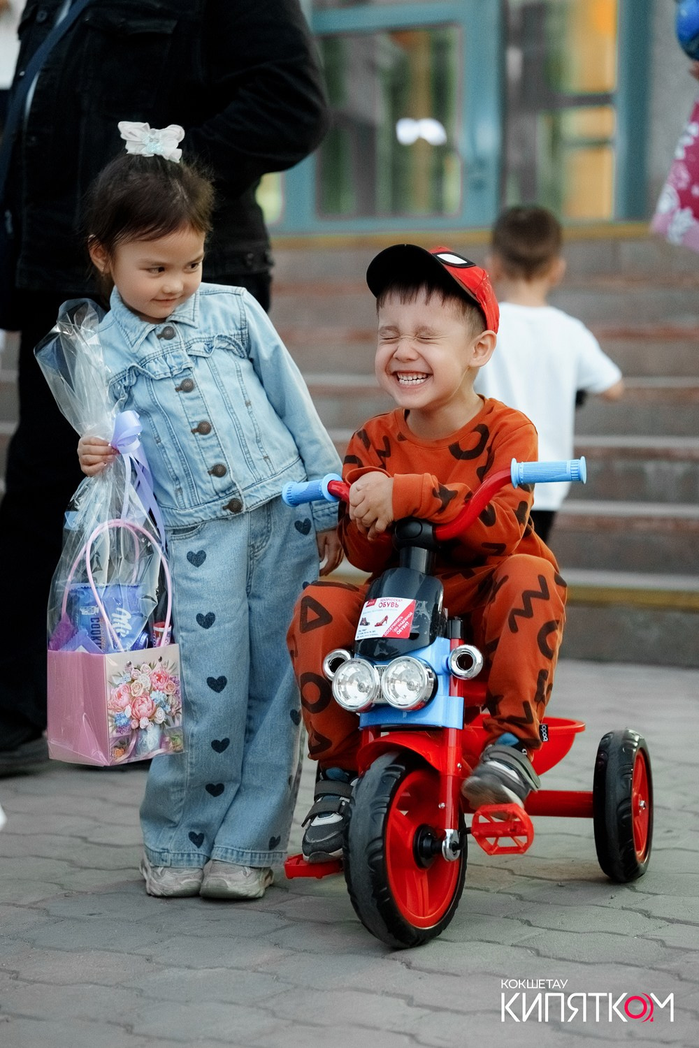 ДЕНЬ РОЖДЕНИЯ РИО. КИПЯТКОМ КОКШЕТАУ