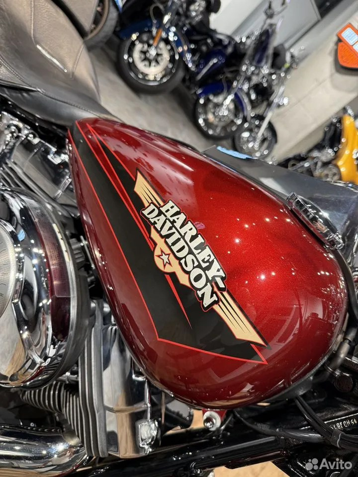 Купить Harley-Davidson Fat Boy (Red Hot Sunglo) (Softail/Dyna) — подробнее на сайте. Hello Davidson, Москва. Только хорошие мотоциклы…