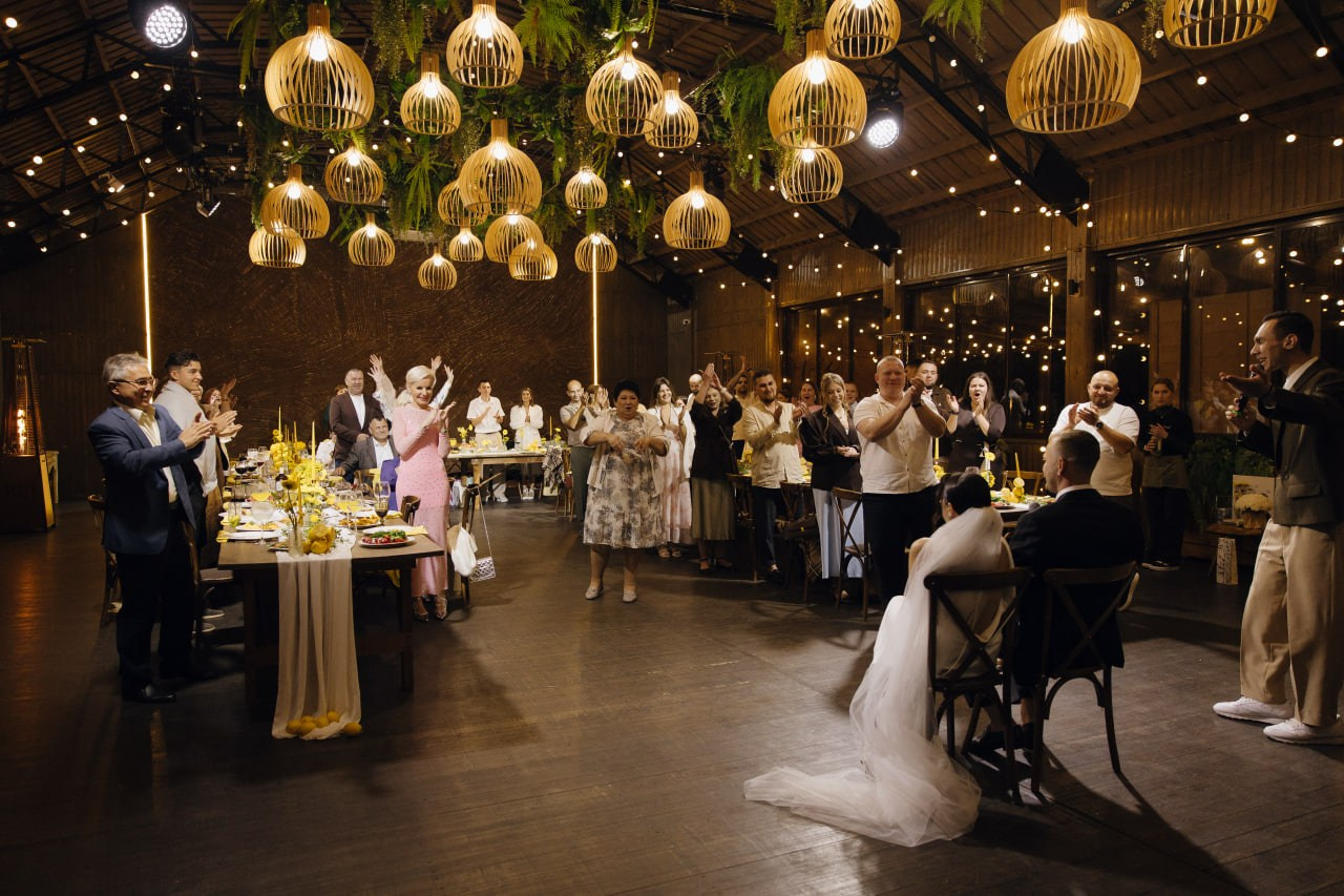 Ведущий Климук. Подрядчики и друзья сети свадебных площадок House for wedding