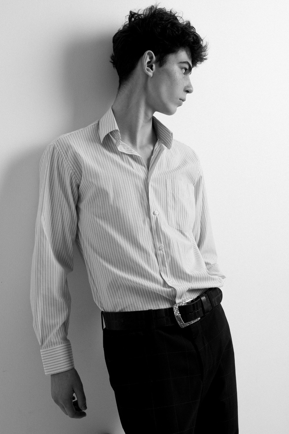 Мужские фотосессии в студии и на улице: художественные, для соцсетей, аватаров, сайтов знакомств. Фотограф Полина Завельская