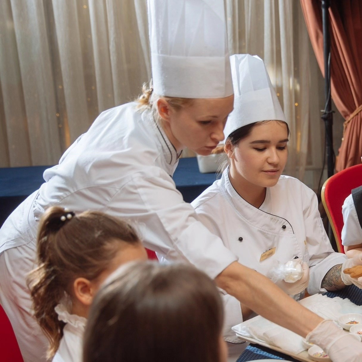 Детская Новогодняя Елка. Портфолио свадебного фотографа. Роман Каргаполов