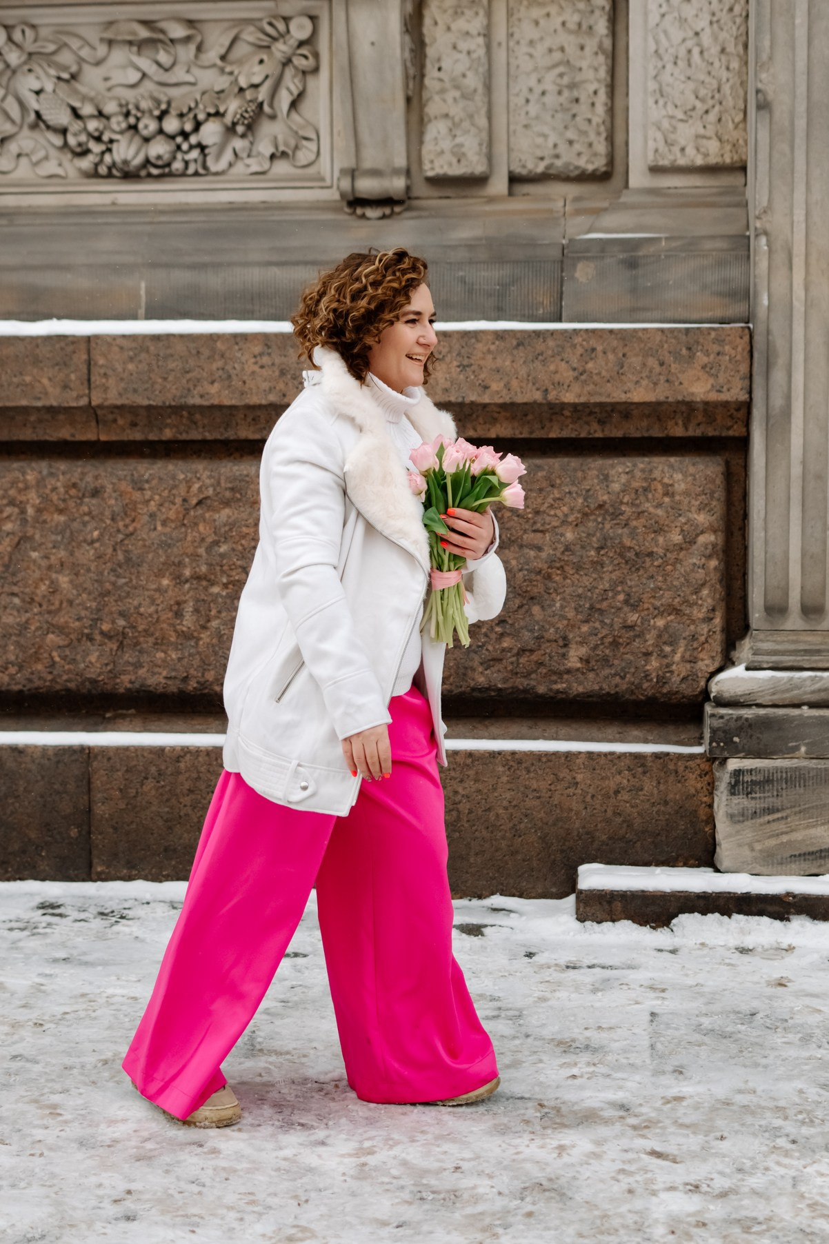 Юля с тюльпанами. Свадебный и сеейный фотограф в Санкт-Петербурге Елена Худякова