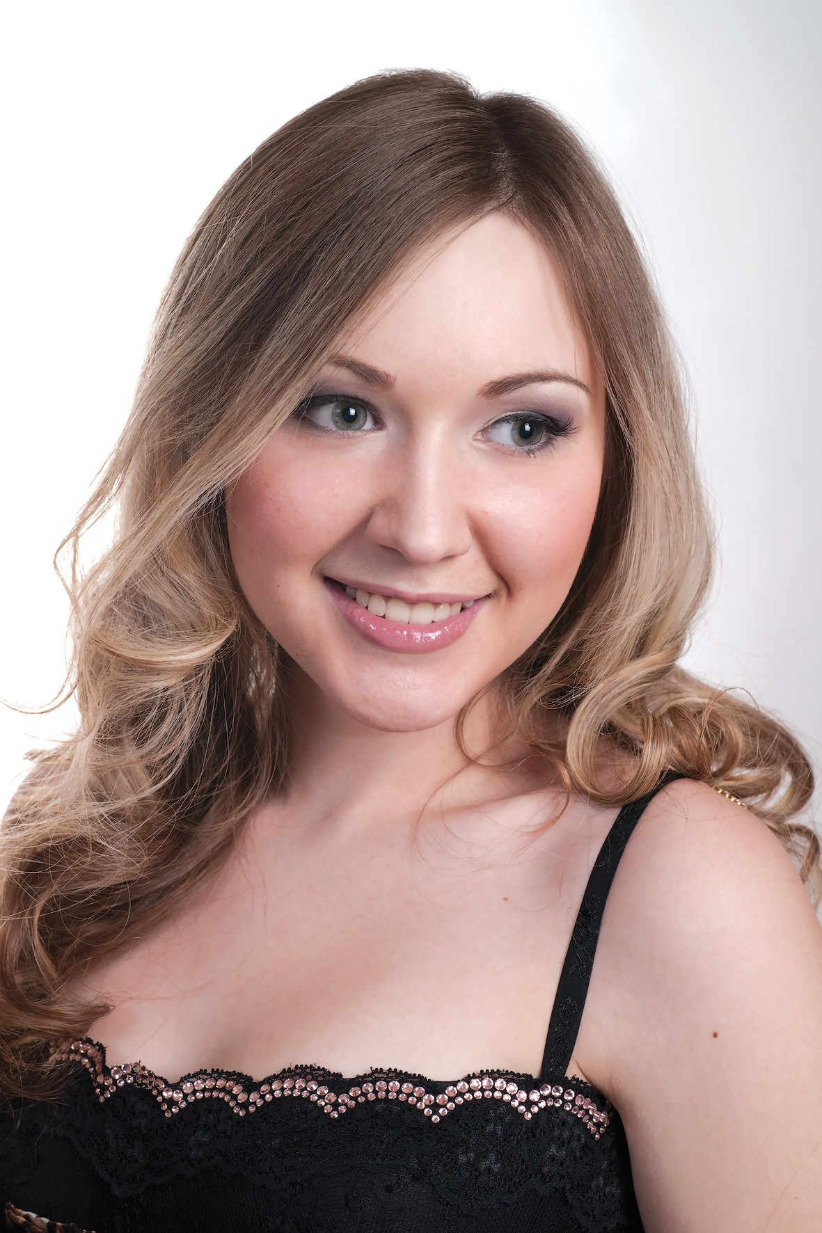 Студия. Максим Матвийченко и Виктория Басова профессионалы своего дела