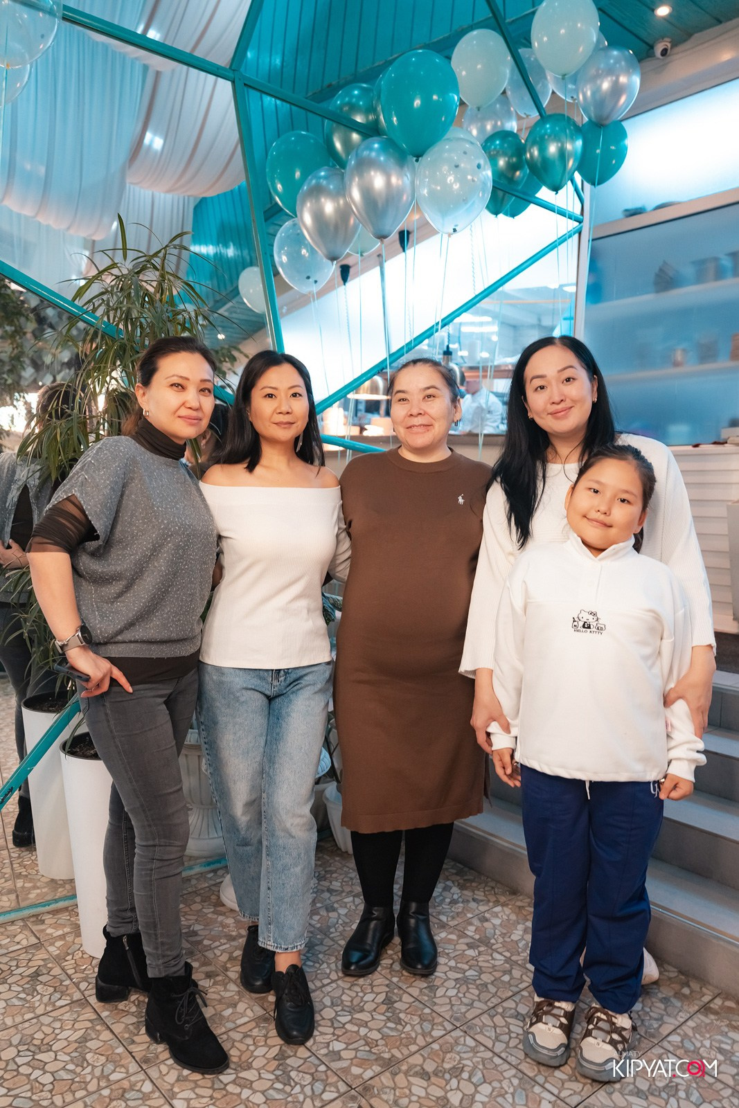 9 ЛЕТ ДОМ-РЕСТОРАНУ СЧАСТЬЕ. КИПЯТКОМ АЛМАТЫ!