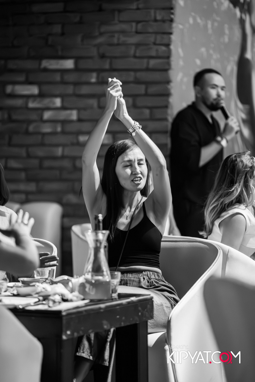 МУЗЫКАЛЬНОЕ ЛОТО В HIT RETRO. КИПЯТКОМ АЛМАТЫ!