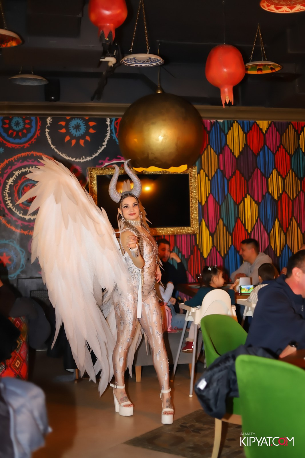 РЕСТОРАН PAVLIN MAVLIN. КИПЯТКОМ АЛМАТЫ!