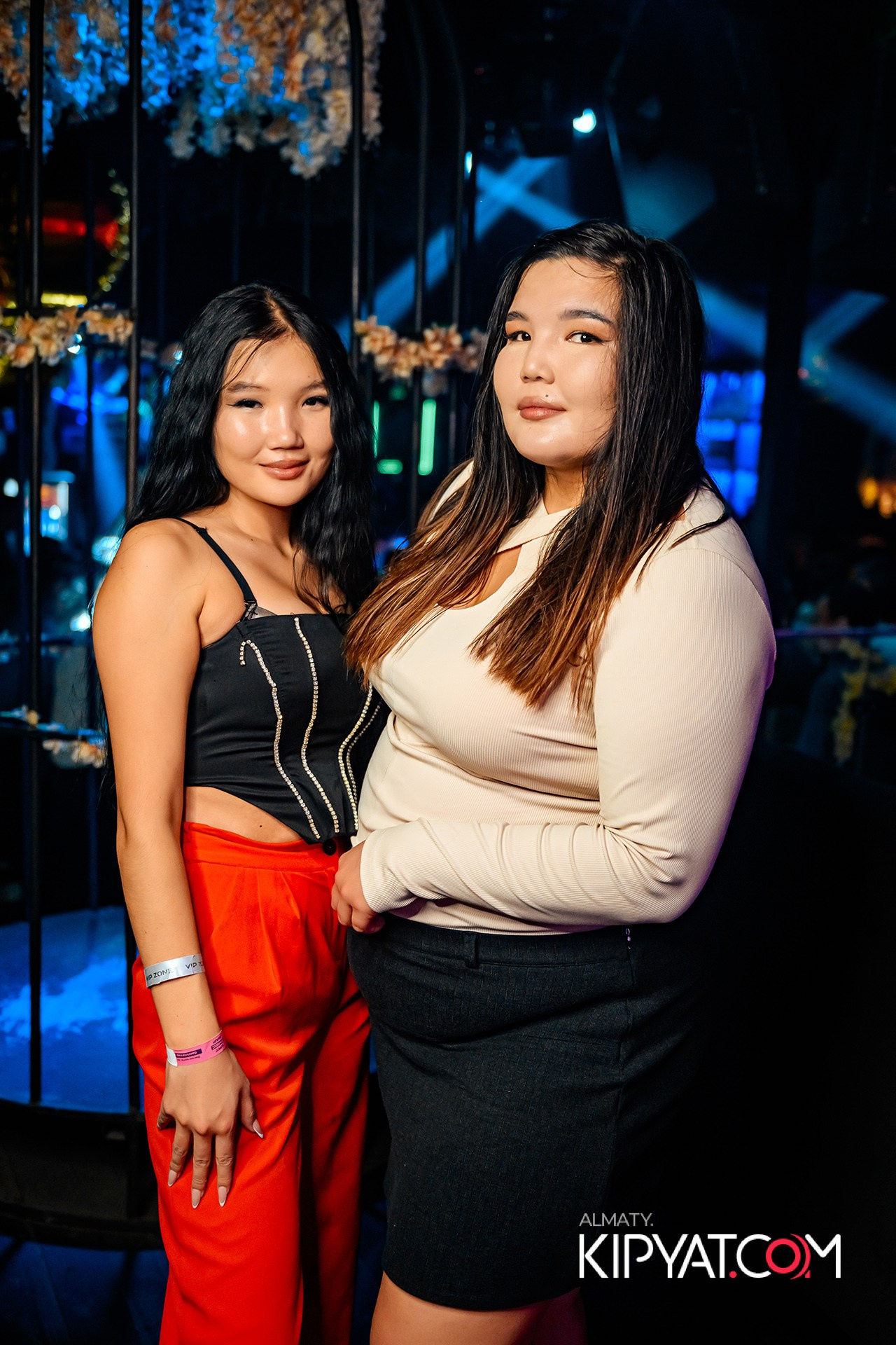 UYAT EMES BAR. КИПЯТКОМ АЛМАТЫ!