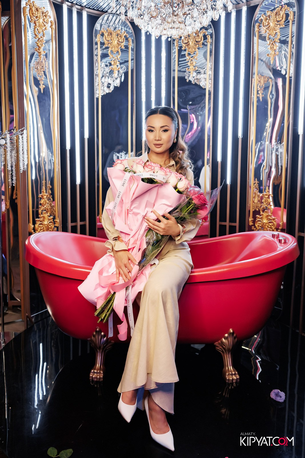 ЗАЯ, НА БИС. КИПЯТКОМ АЛМАТЫ!