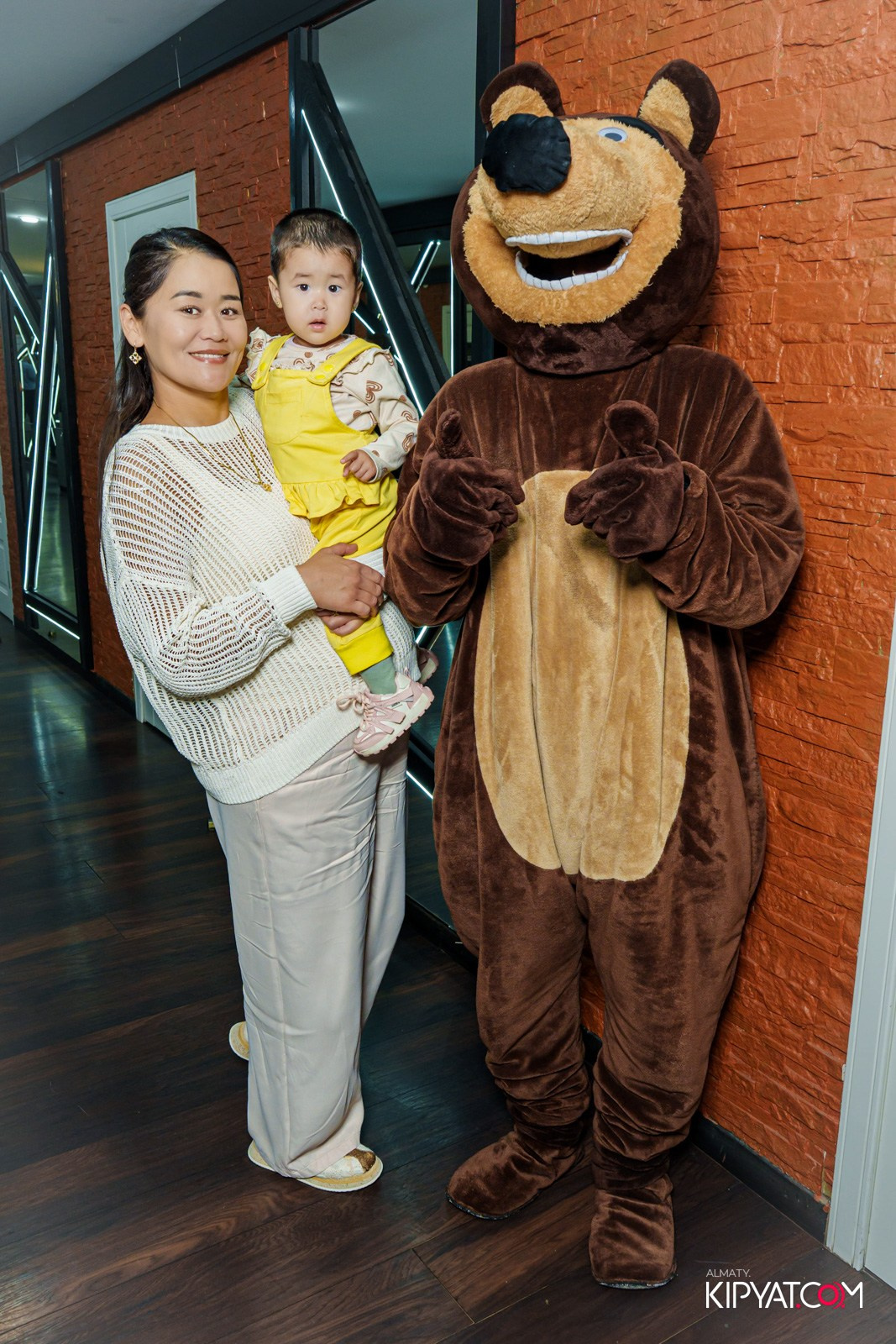 УХО И МЕДВЕДЬ НА САИНА. КИПЯТКОМ АЛМАТЫ!