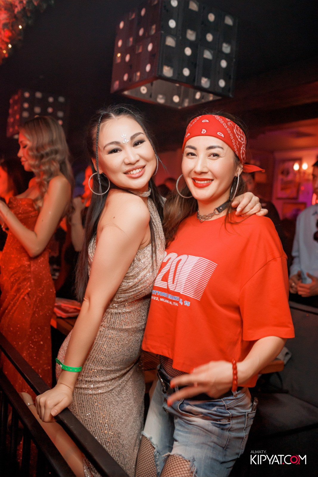 BEAUTY ЁЛКА SANTA BARBARA SPECIAL GUEST ГРУППА MILLENIUM 5 ТРИБЬЮТ ШОУ. КИПЯТКОМ АЛМАТЫ! Фотосъемка мероприятий в Алматы