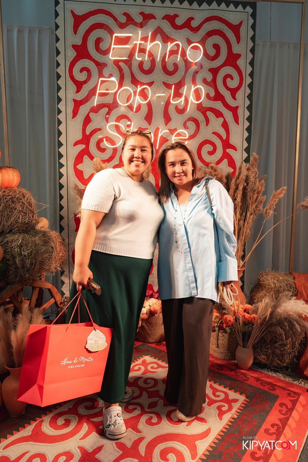 ETHNO POP-UP STORE, SABANTOI B SADU ARENA. КИПЯТКОМ АЛМАТЫ!
