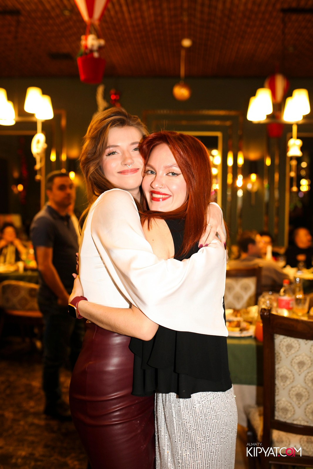 РЕСТОРАН ВЕСЕЛИДЗЕ НА ШЕВЧЕНКО. КИПЯТКОМ АЛМАТЫ! Фотосъемка мероприятий в Алматы