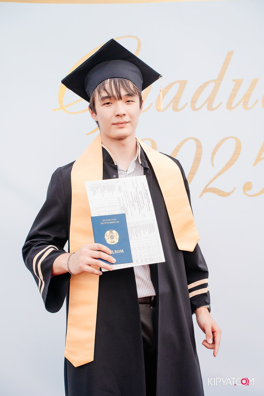 ВРУЧЕНИЕ ДИПЛОМОВ — НАРХОЗ КОЛЛЕДЖ. Part 1. КИПЯТКОМ АЛМАТЫ!