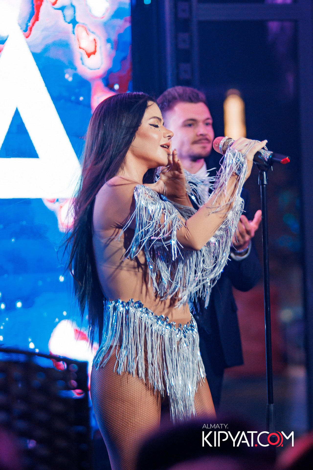 FRIENDS BAR & TERRACE. КИПЯТКОМ АЛМАТЫ!