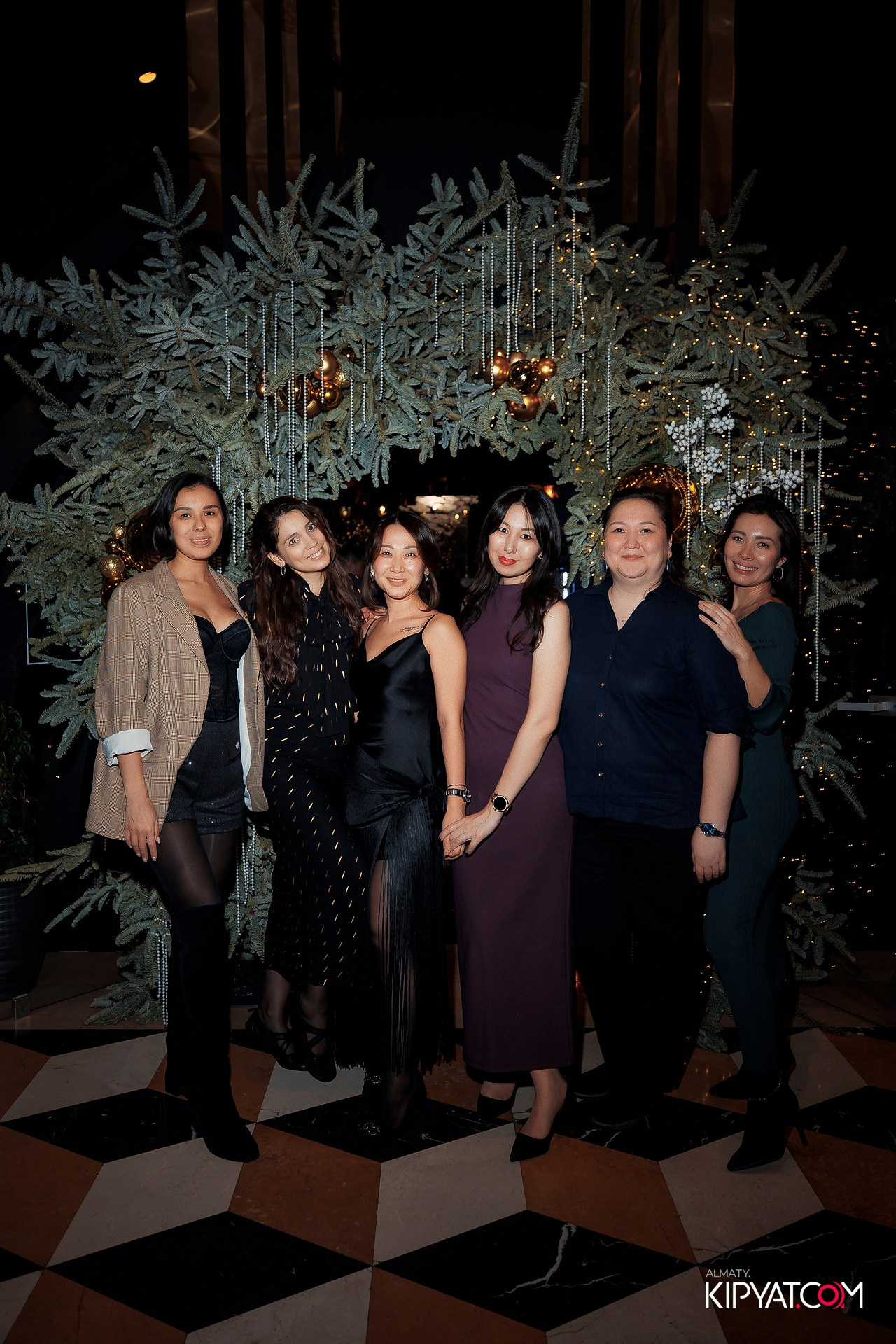 MOOD KARAOKE & TERRACE. КИПЯТКОМ АЛМАТЫ! Фотосъемка мероприятий в Алматы