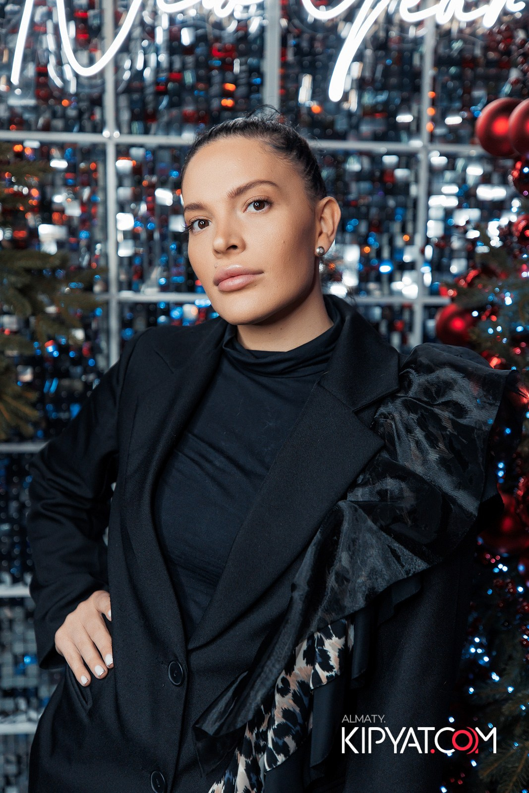 FRIENDS BAR & TERRACE. КИПЯТКОМ АЛМАТЫ!