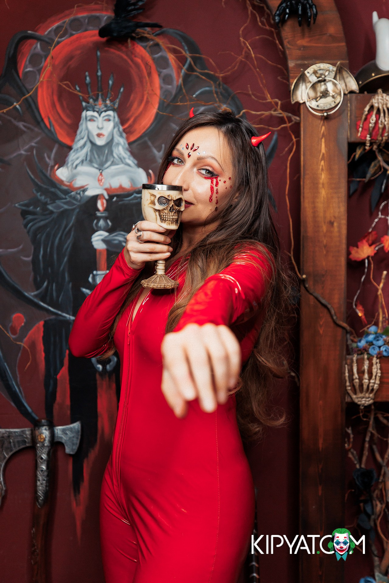 QUEEN OF THE DARKNESS. КИПЯТКОМ АЛМАТЫ!