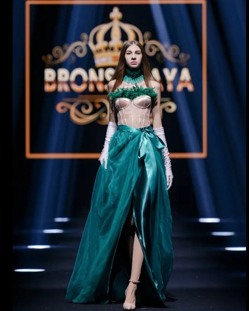 Недели Мод. BRONSCKAYA