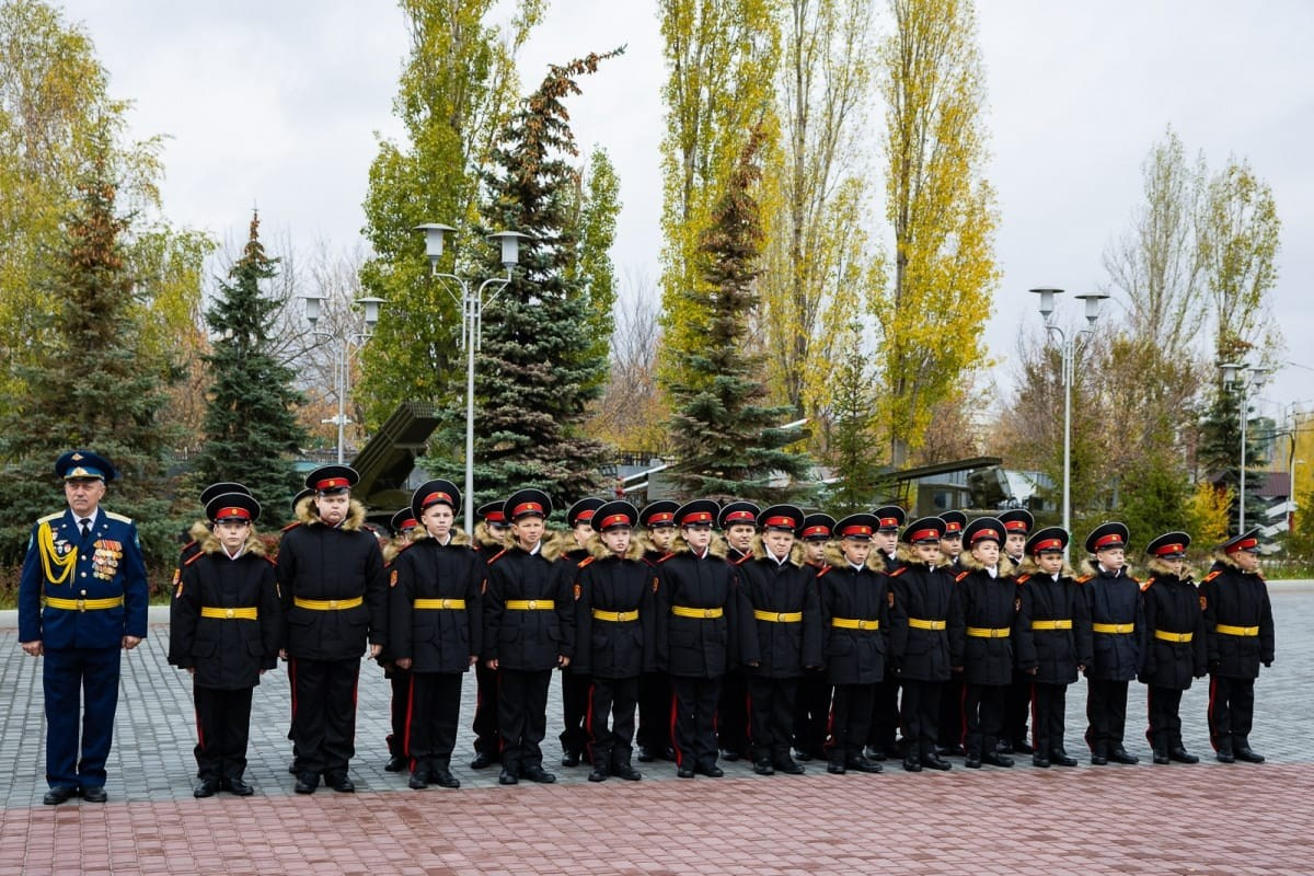 Священник поздравил кадетов с принятием Присяги. Саратовское Северо-Западное благочиние