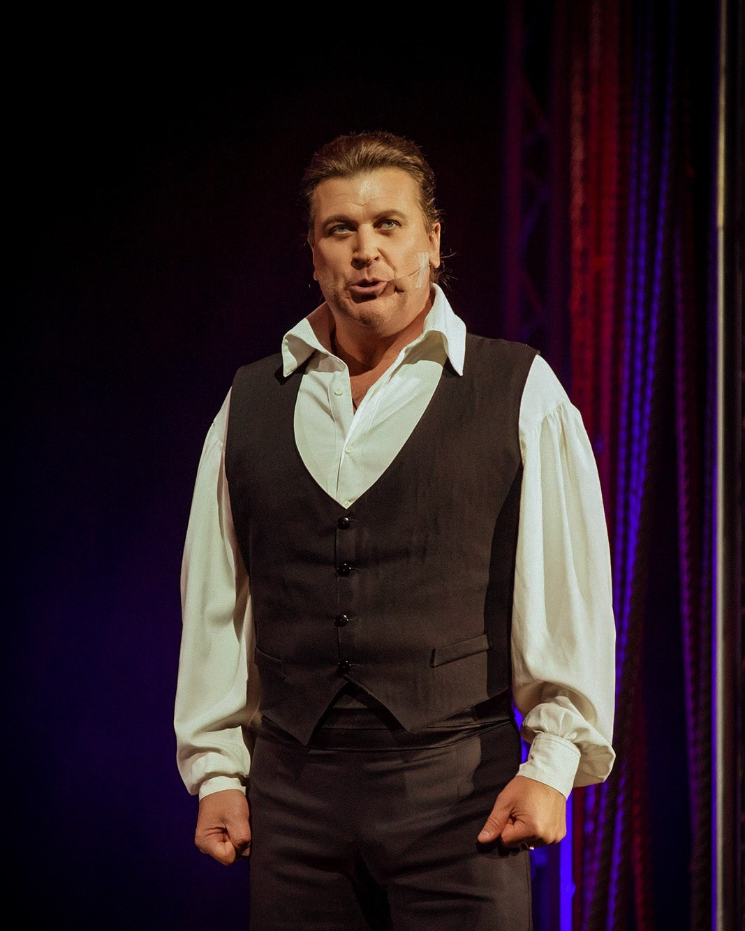 ТЕАТР. Фотограф и видеограф для бизнеса в Москве — фуд, рестораны, интерьер, контент | Sizov Studio