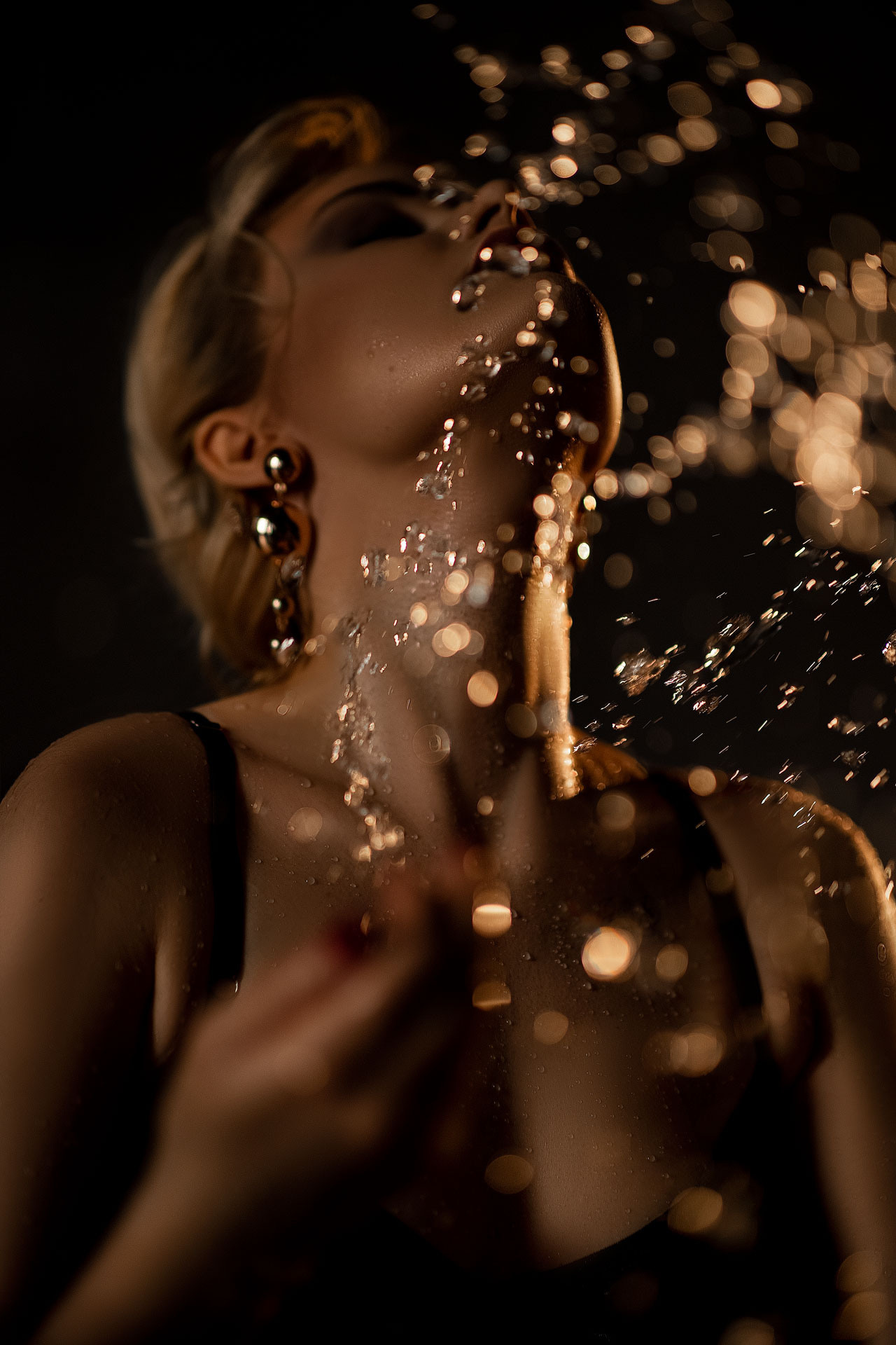 Женский портрет. Фотограф беременности женского портрета love story низкий ключ