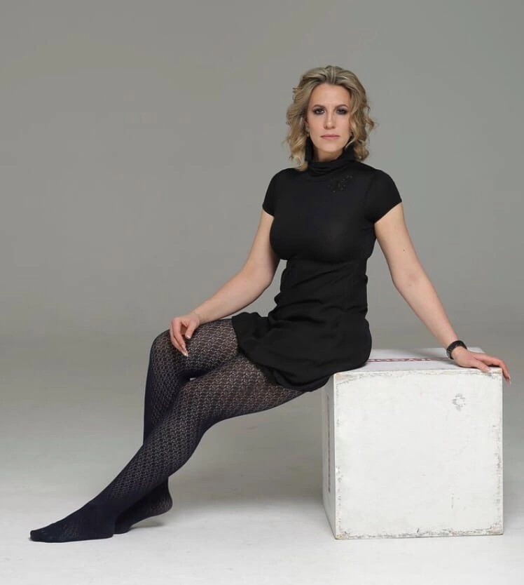 Мои клиенты. Фотограф беременности женского портрета love story низкий ключ