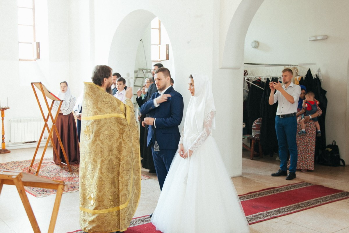 Венчание в Санкт Петербурге. Фотограф крещение венчание в Петербурге! Помогает подобрать храм и посоветовал душевного батюшку в СПб