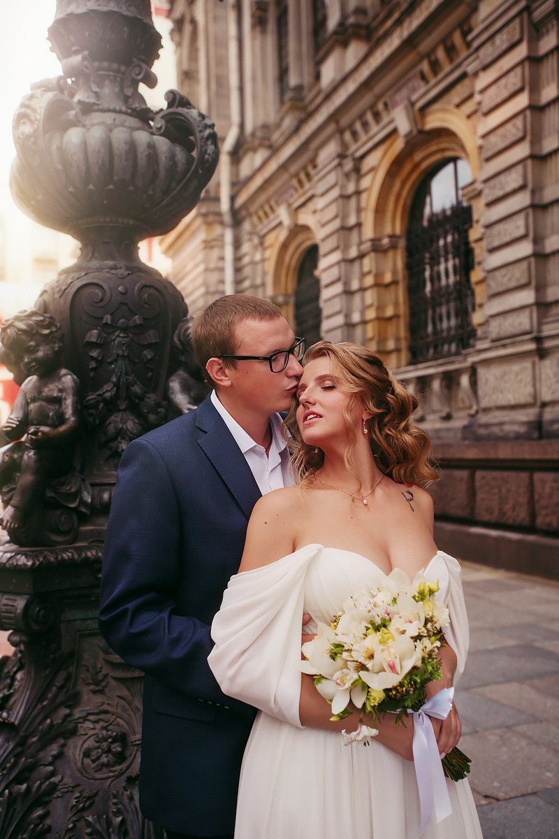 Свадебный образ. Профессиональный топ стилист по прическам и макияжу