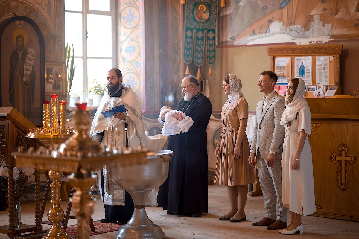 Крещение. Фотограф на крещение, венчание в Москве, в Красногорске