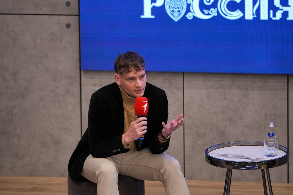 Станислав Щербаков | Авторская журналистика | Кино | Книги о руководителе