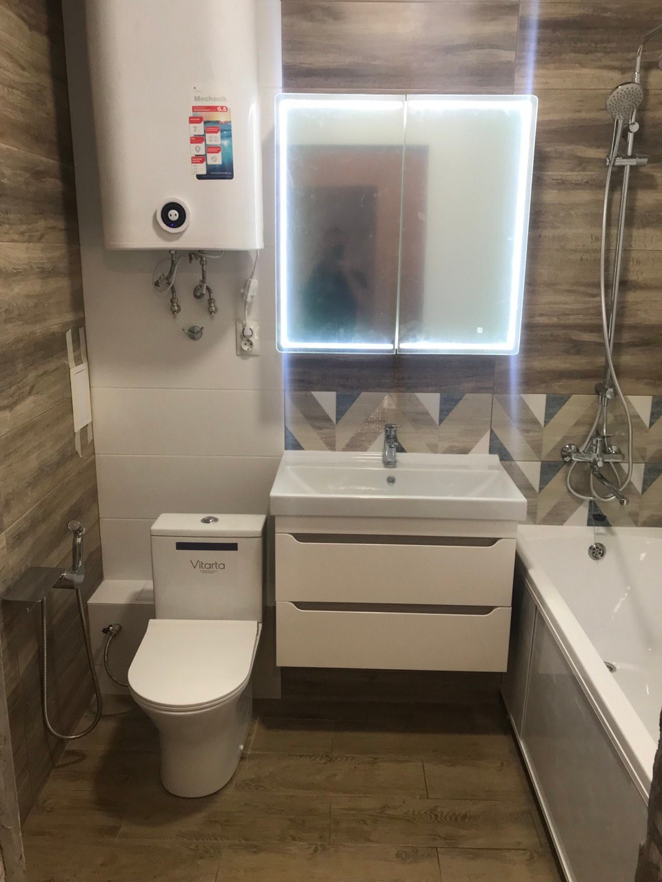 Ванная комната (ул. Мансура Хасанова д. 13). Ремонт санузла, туалета, ванной под ключ в Казани. Укладка плитки