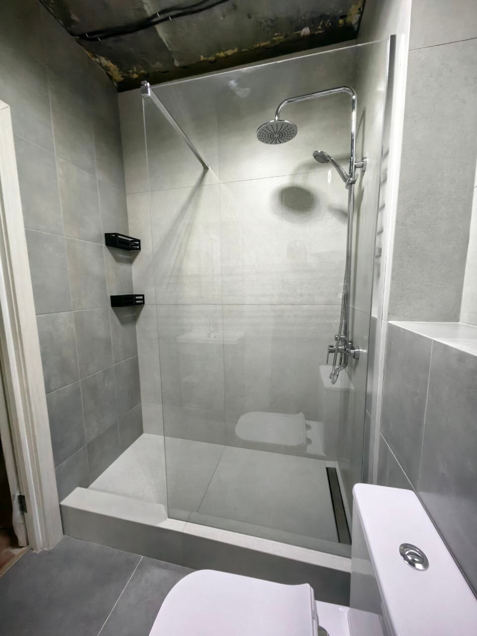 Ванная комната (ул. Сибгата Хакима д. 40). Ремонт санузла, туалета, ванной под ключ в Казани. Укладка плитки