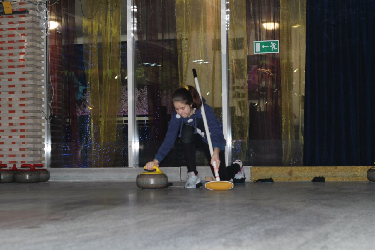 Кёрлинг | 10.04.2016. Галерея Фантим