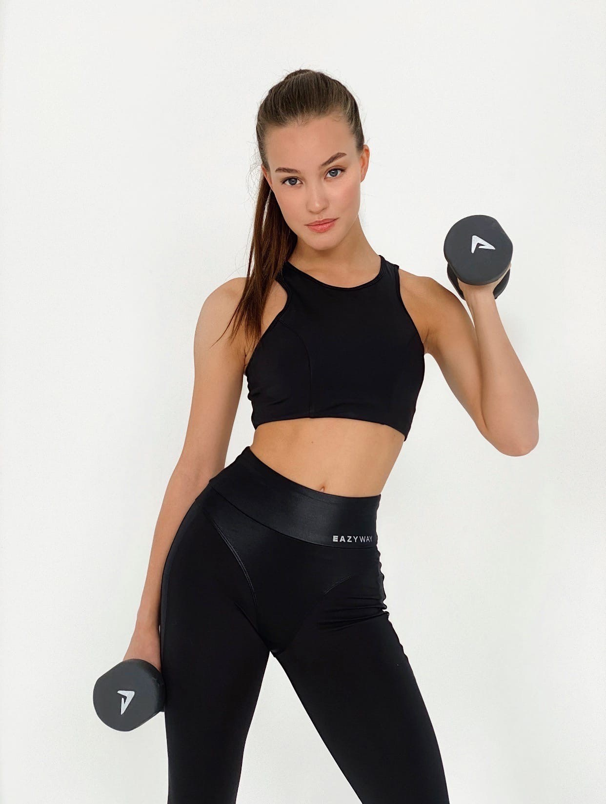 Анастасия, 40-42 размер, 166 рост. KED Production — продакшн из СПб. Создаём фото, видео и контент, который помогает брендам и селлерам продавать больше