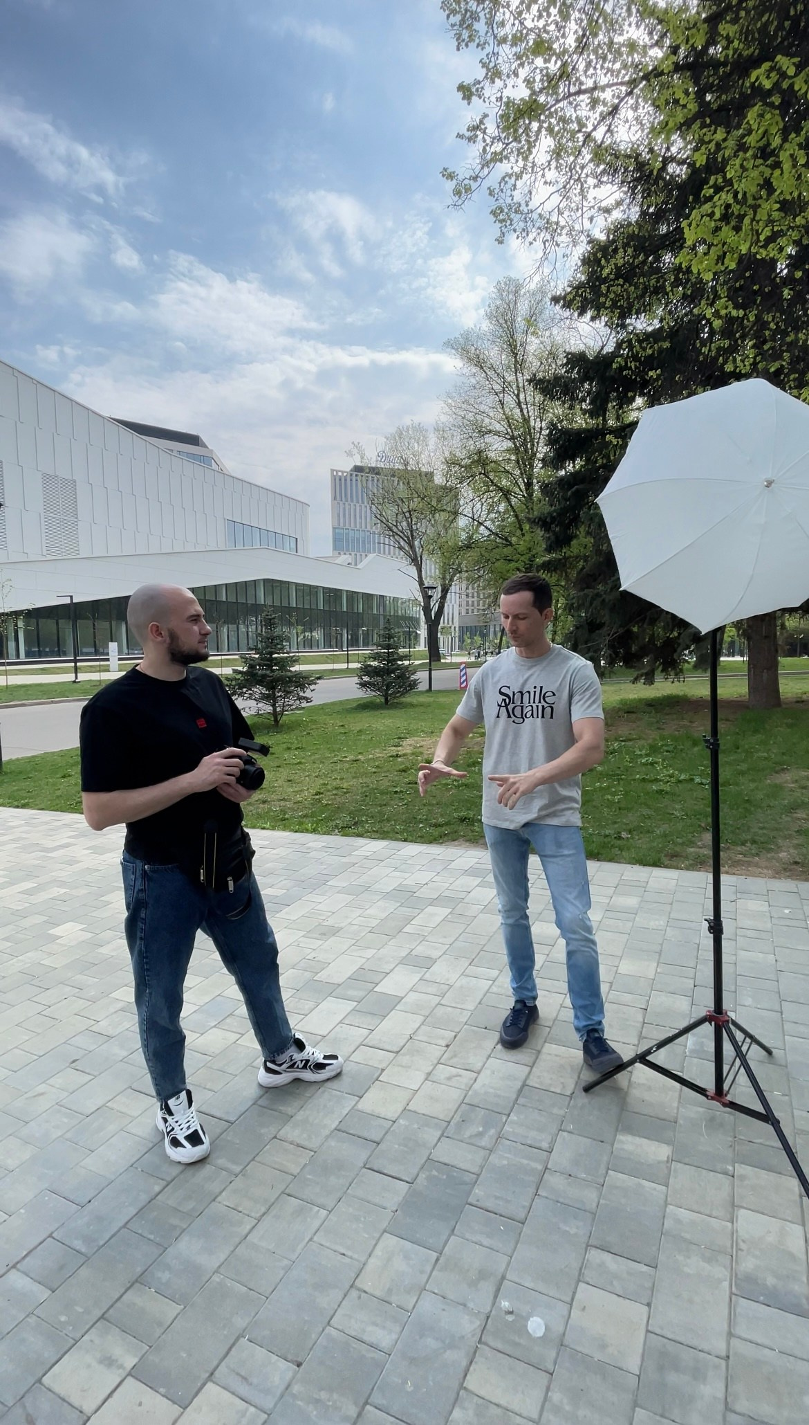 Индивидуальный Урок по фото с искуственным светом. Компания и фотошкола по созданию контента в Москве