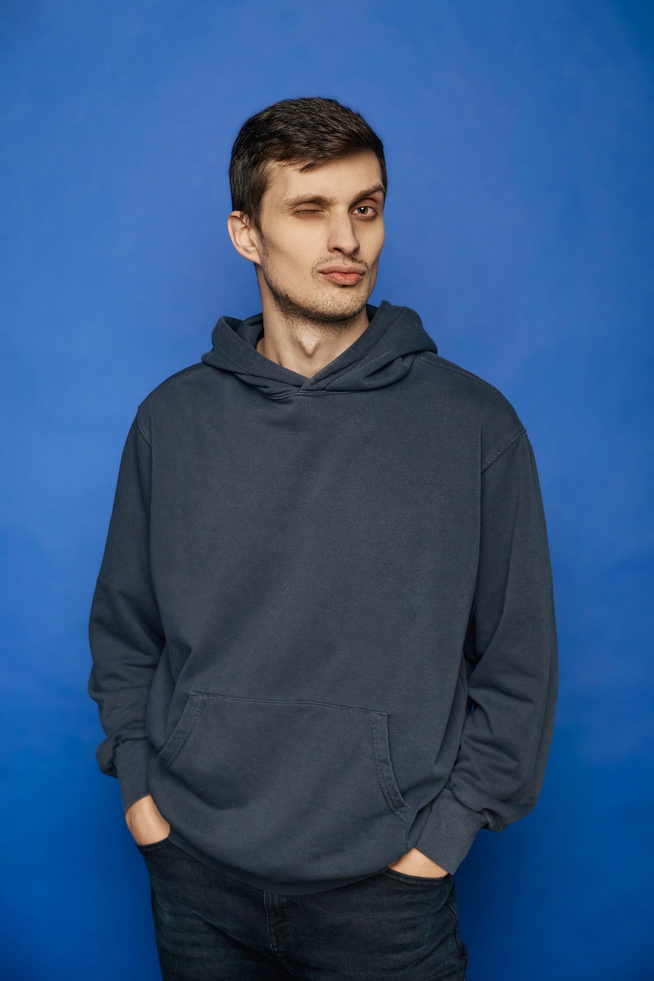 Съемка с гаджетами и техникой, Фото для презентаций IT-продуктов, Современные фото для сайта курсов, Креативная съемка кодинга, Фотограф для IT-хакатонов, Съемка IT-команд для корпоративного сайта, Фото для сертификатов IT-курсов,