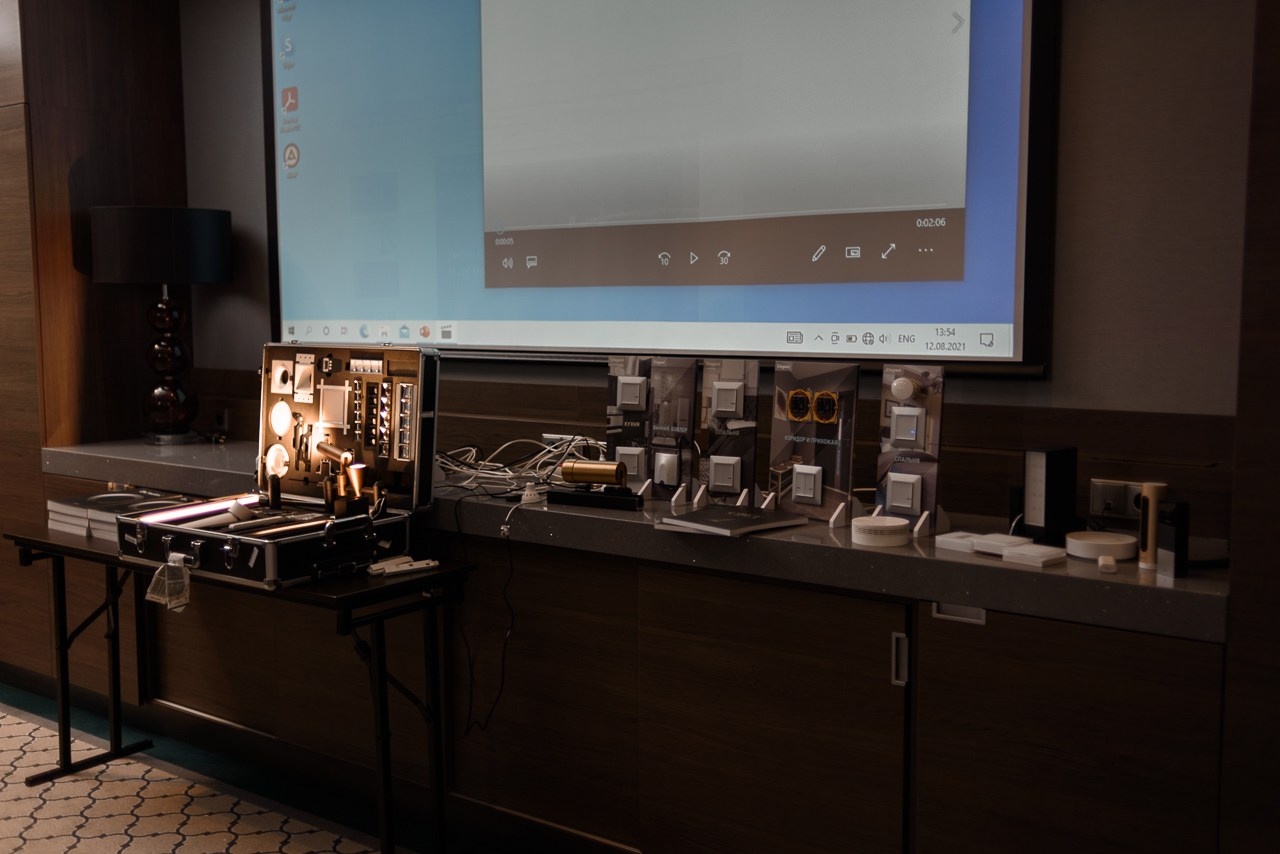 Презентация Donolux. Фотограф Дарья Мустафина, Тюмень