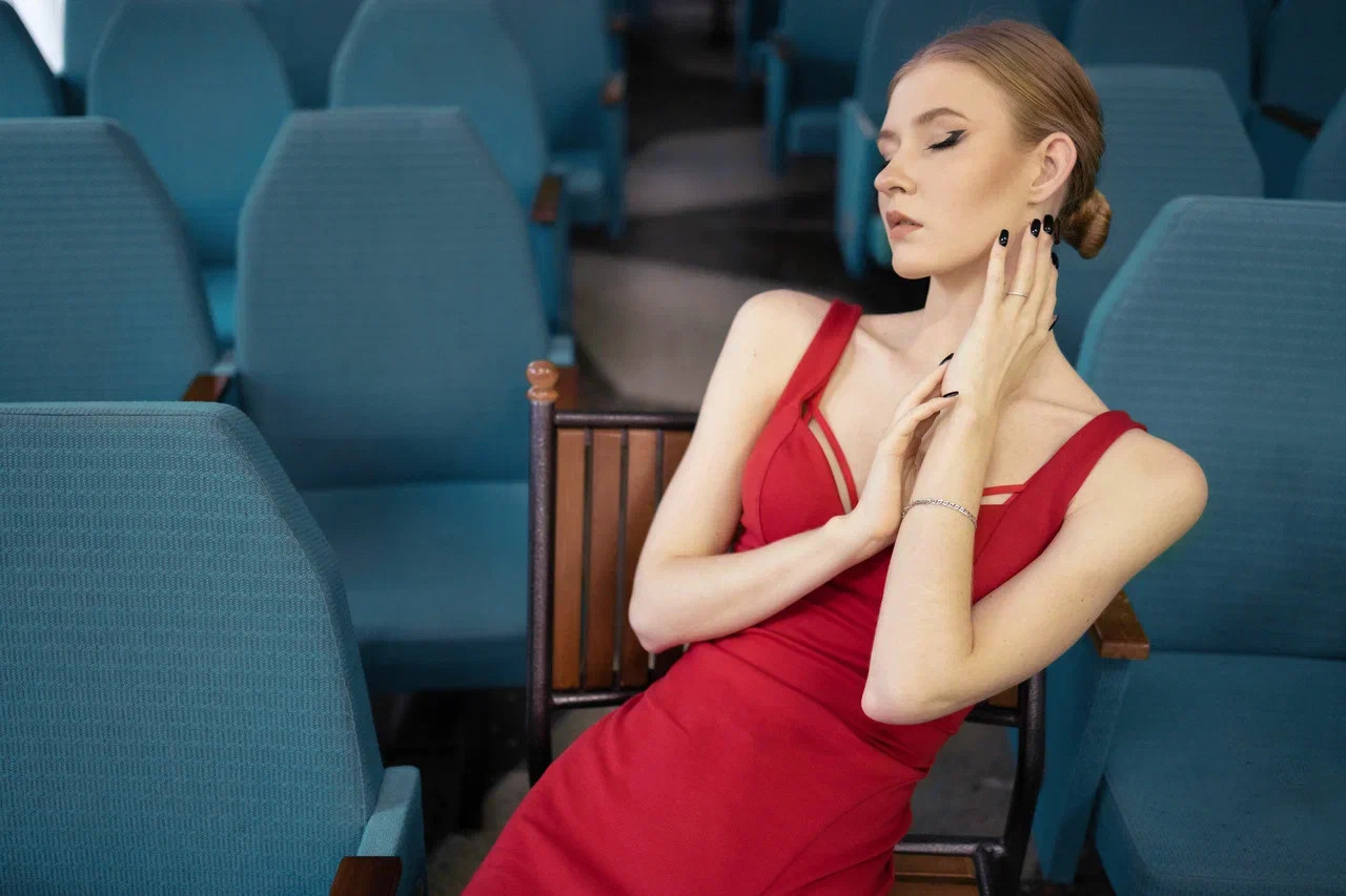 Женский портрет. Яркая серия. Семейный фотограф, детский фотограф, контент съемка в Москве Лика Ше