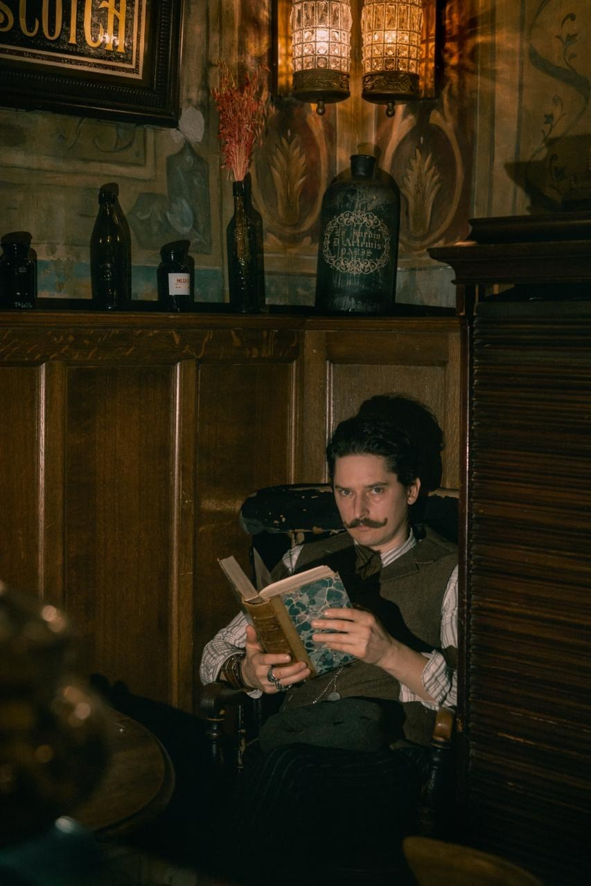 Кинокадры переносящие в атмосферу 19 века