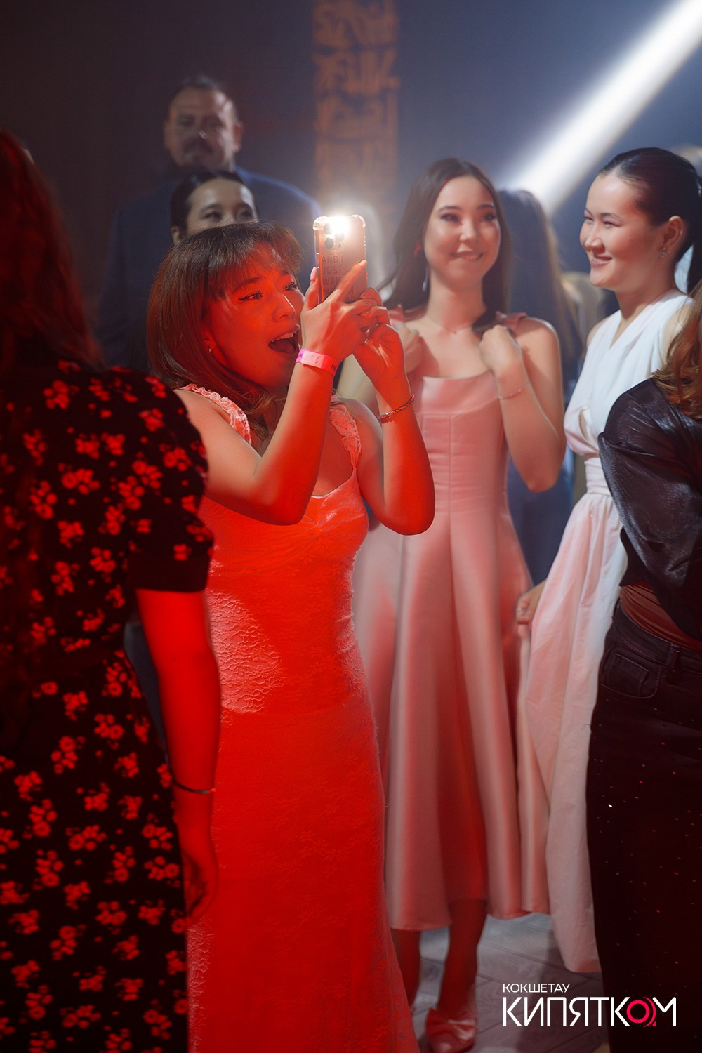 NE BRUKLIN. КИПЯТКОМ КОКШЕТАУ