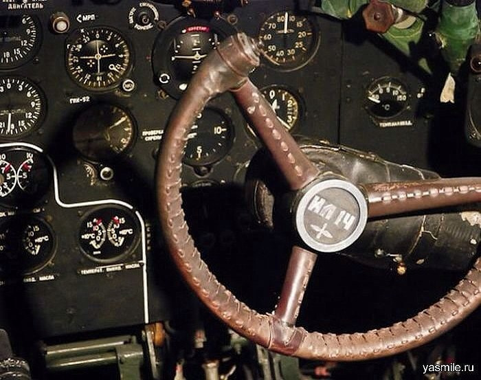 Исторические фотографии. Фотоальбом показывающий увлекательный мир авиации и мир медведей Андрея Иванова