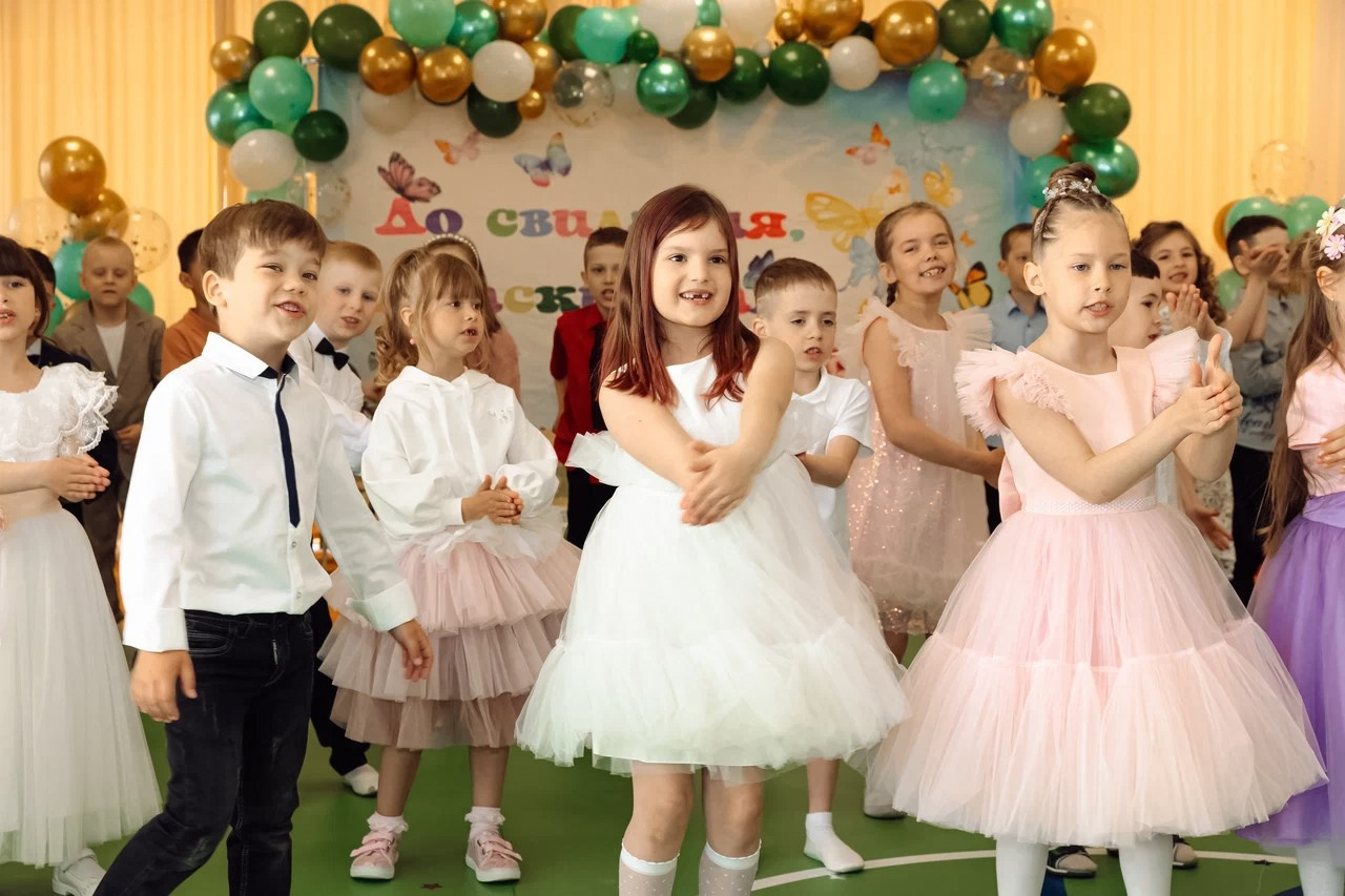 Выпускные и Утренники Детский Сад. Фотограф Евгения Улаз