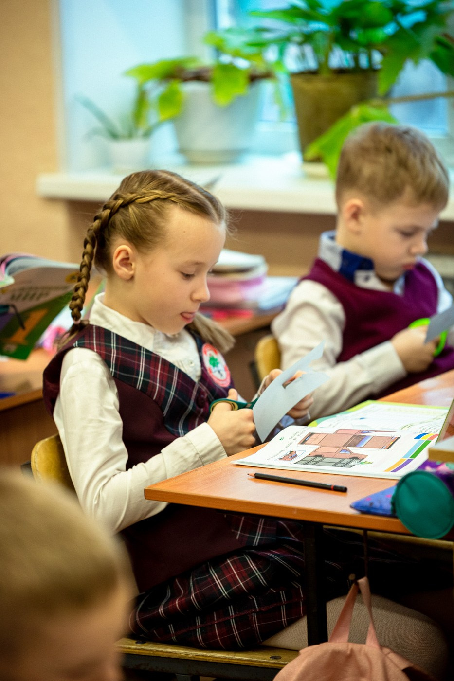 Уроки в школе. Андрей Кровлин — фотограф в Славянке
