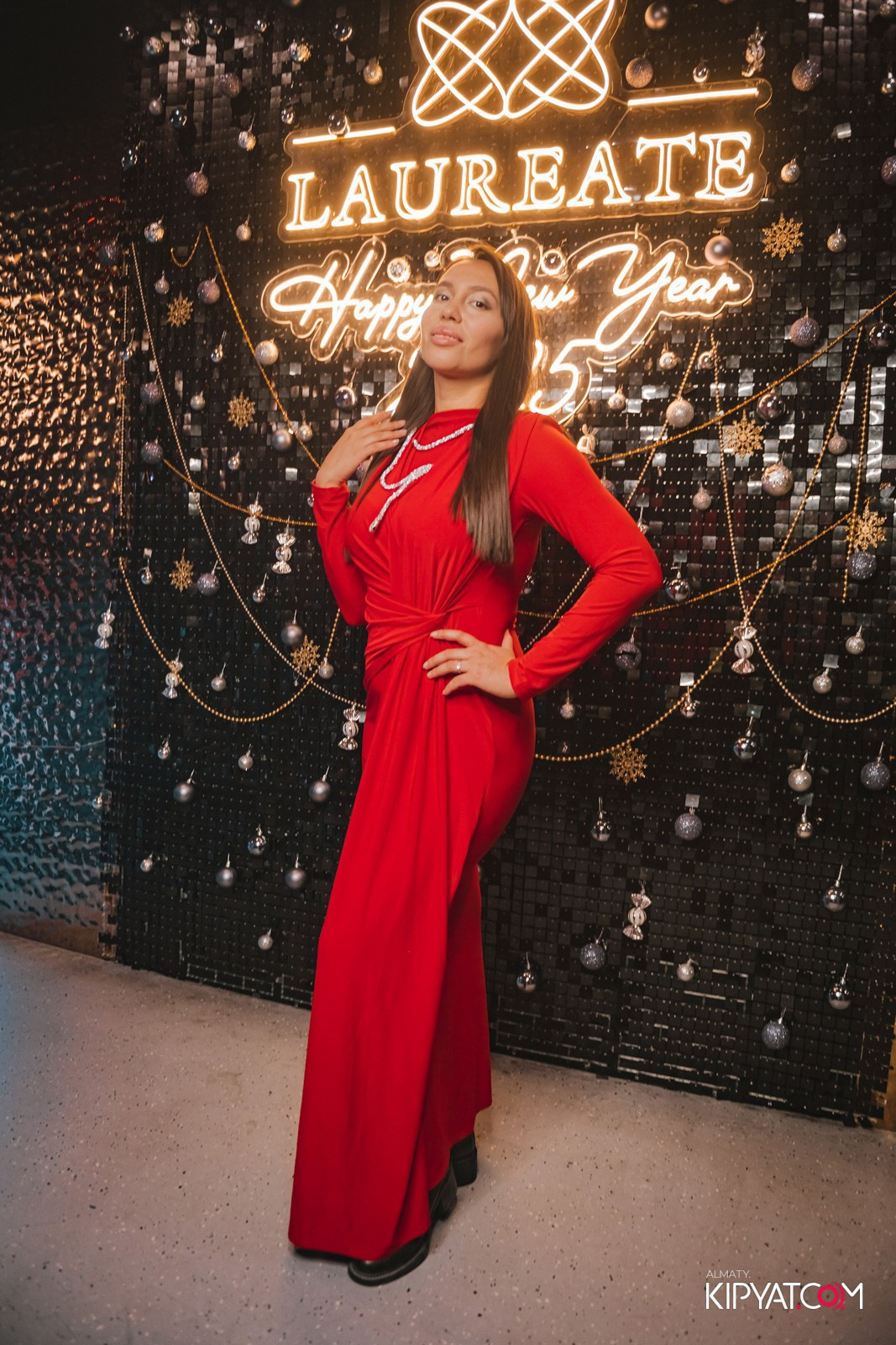 LAUREATE GRANDE CAFE. КИПЯТКОМ АЛМАТЫ!