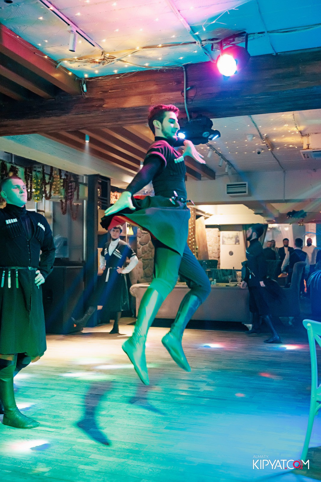 ВАХТАНГУРИ. КИПЯТКОМ АЛМАТЫ!