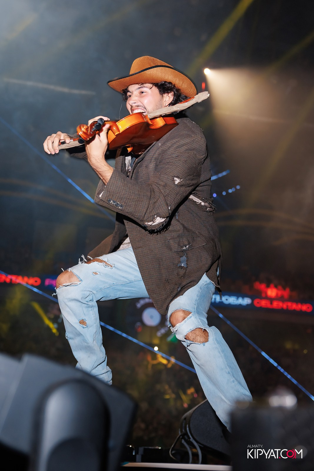 КОНЦЕРТ CELE RETRO FEST VI. КИПЯТКОМ АЛМАТЫ!