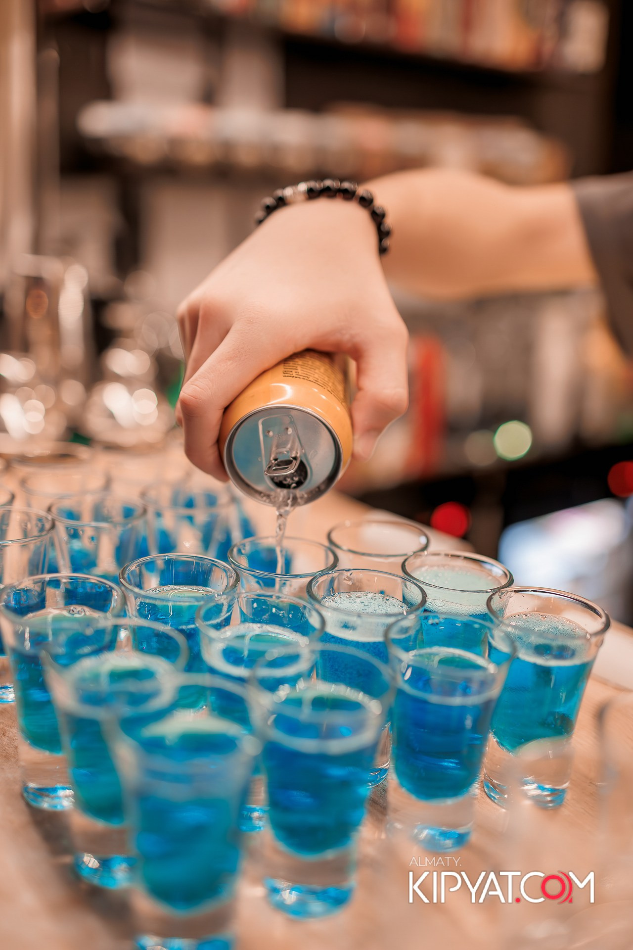 ШАШЛЫКОФФ. КИПЯТКОМ АЛМАТЫ!