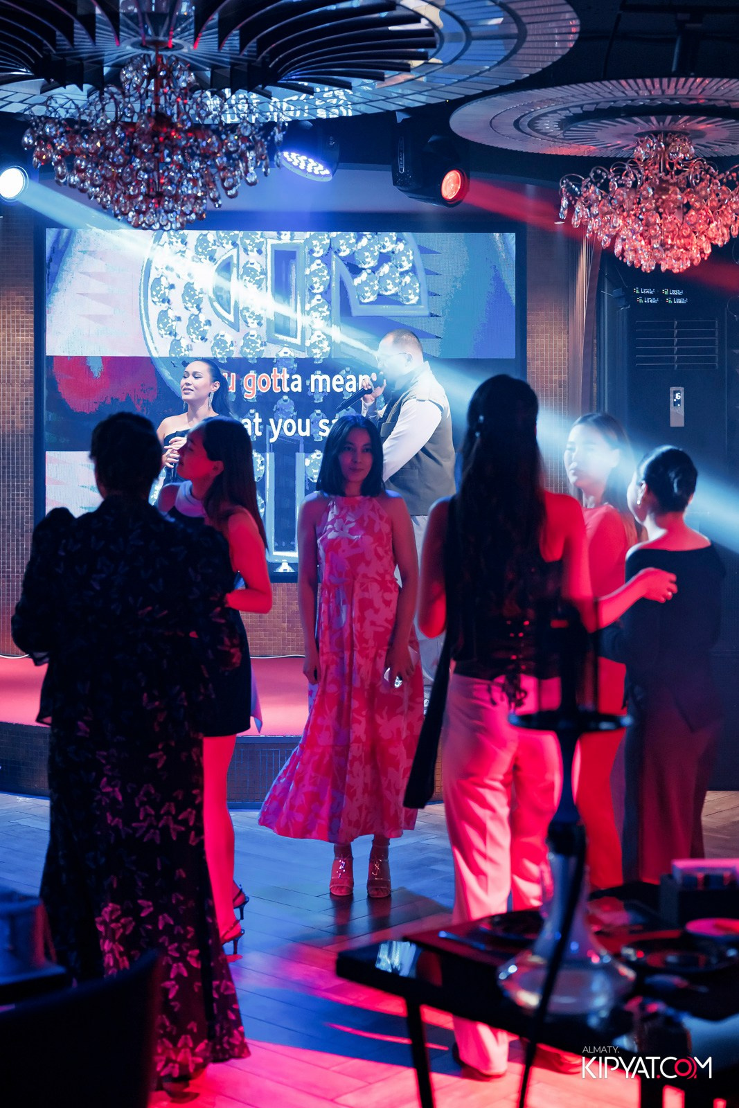 ЗАЯ, НА БИС. КИПЯТКОМ АЛМАТЫ!