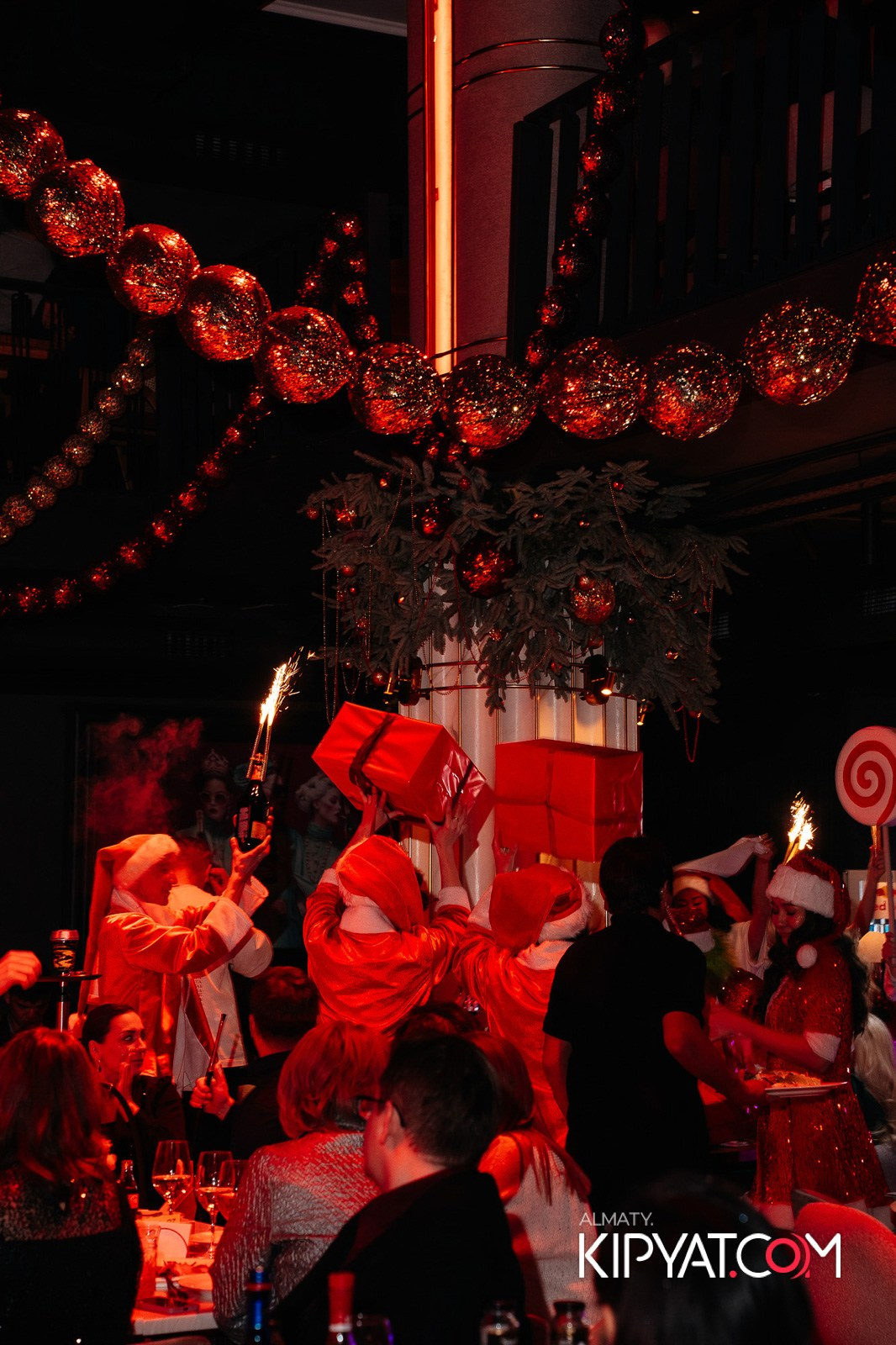 QUEEN. КИПЯТКОМ АЛМАТЫ!