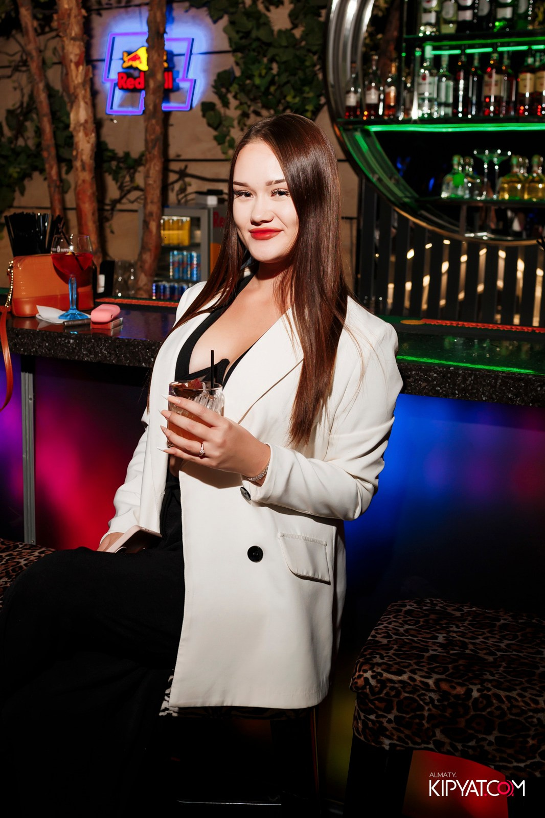 EVENT BAR. КИПЯТКОМ АЛМАТЫ!